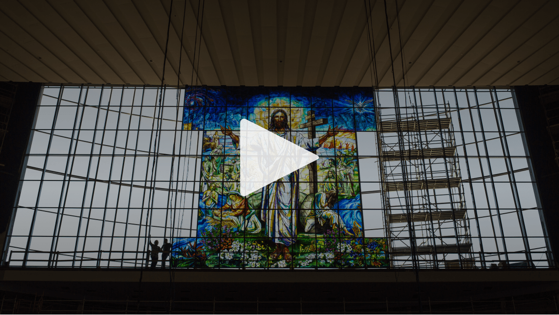 Quartz: Artists are using a revolutionary process to construct the world’s largest stained glass window